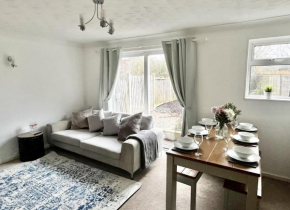 4 Bedroom House in Kegworth with Fast WIFI and Free Parking